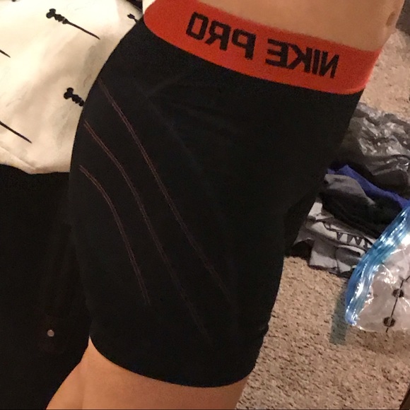 Nike Pro Spandex - Picture 3 of 6